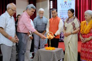 manaaya teesara sthaapana divas
Alakh Vidyalaya, which provides education to underprivileged children, celebrated its third foundation day.