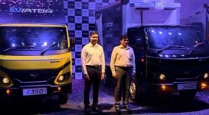 Montra Electric launches two new Aviator variants in the e-small truck segment