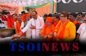 Mass feast becomes an inspiring example of Hindu-Muslim unity in Uttar Pradesh.